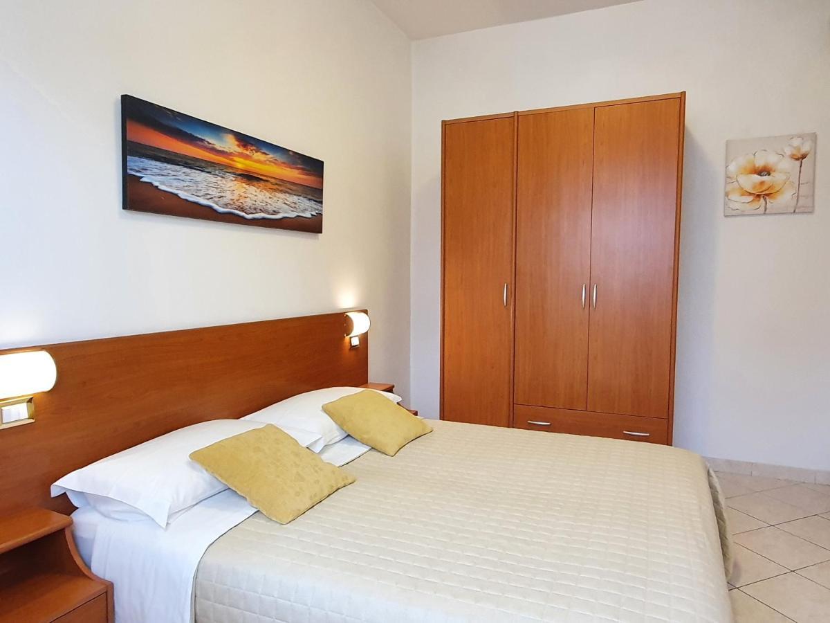 Residence Special Ρίμινι Εξωτερικό φωτογραφία