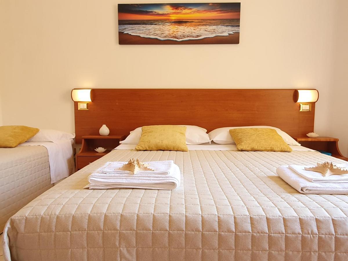 Residence Special Ρίμινι Εξωτερικό φωτογραφία