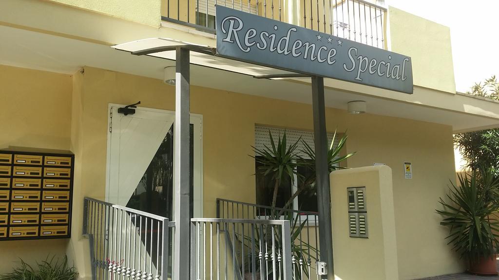 Residence Special Ρίμινι Εξωτερικό φωτογραφία